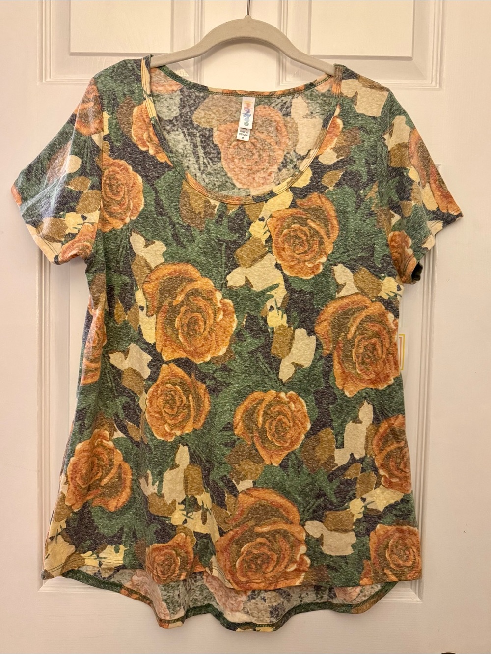 LuLaRoe Classic T Short Sleeve Muted Heathered Floral Pattern Hi Low Tunic